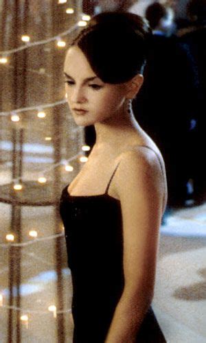 The Most Iconic Prom Dresses Of All Time