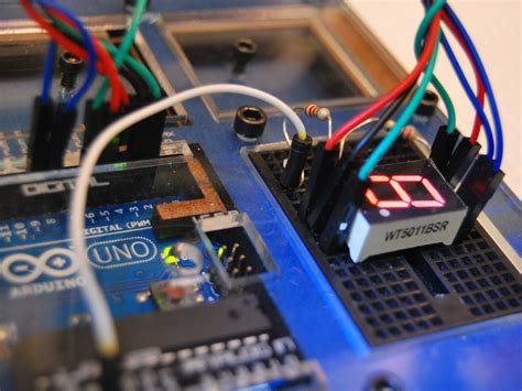 Drive a 7-Segment LED with an Arduino | Make: