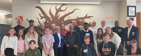 Gardiner Area Middle School Welcomes Veterans Military To Class