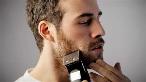 How To Shave With An Electric Razor The Complete Guide