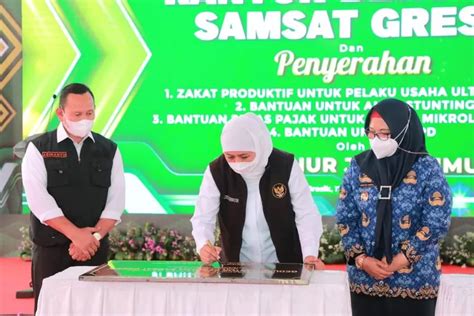 Khofifah Resmikan Kantor Bersama Samsat Gresik Realisasi Penerimaan