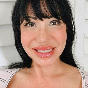 Avadevine Theoneandonlyavadevine Nude OnlyFans Leaks