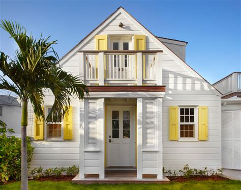 Houzz Tour: Cottage Charm in a Dream Caribbean Getaway