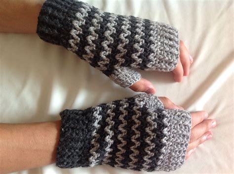 Make These Chunky Crochet Fingerless Mittens Artofit