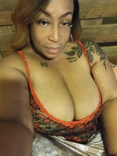 Bit Titty Milf ShesFreaky