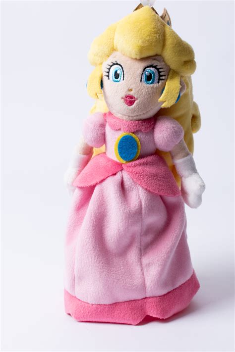princess peach plush toys 2