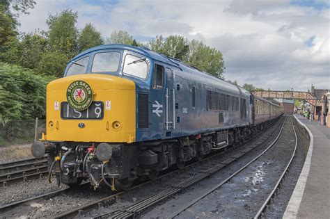 Class 46 D182 Stands At The Front Of Its Next Service At B Flickr