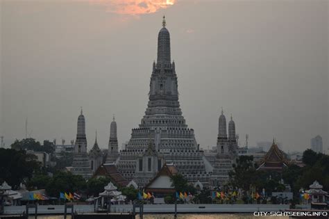 Wat Arun Bangkok Sights