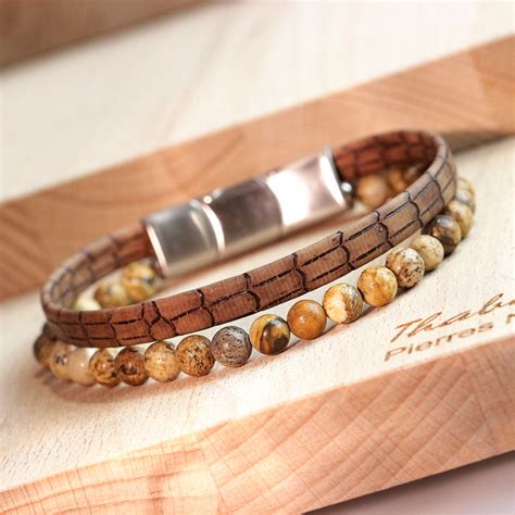 Bracelet en acier et cuir marron clair et boules en Paésine 6mm 19 5cm