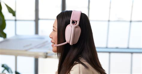 Headsets - Wireless, USB, Bluetooth | Logitech