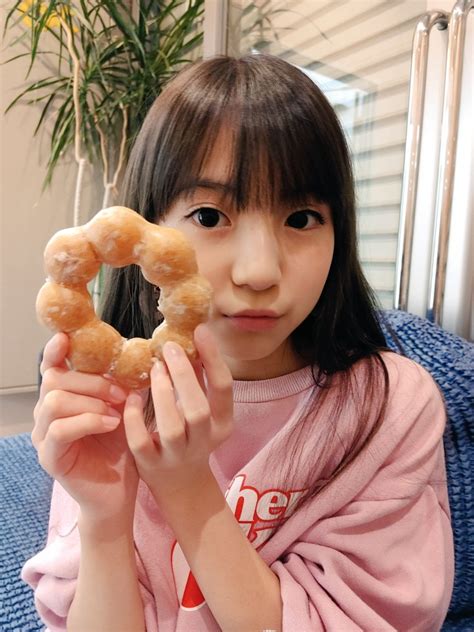 中井 ゆゆ🍋夢アドcitron On Twitter レッスン終わったよん💙 お腹ペコペコすぎて🈳 ドーナツ🍩さま～💕💕💕 いただきます🍴🙏 夢アドシトロン 中井ゆゆ ドーナツの中