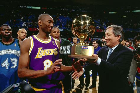 The Night Kobe Bryant Won The Nbas Dunk Contest Without His Best Move