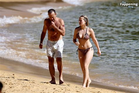 Jemma Donovan Shows Off Her Sexy Bikini Body At Camp Cove Beach In Sydney Photos Onlyfans