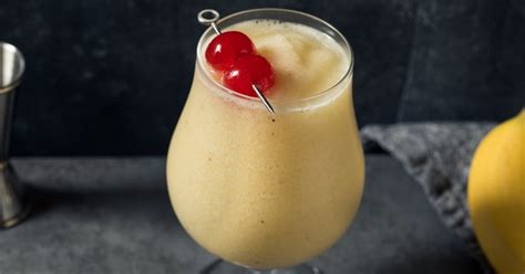 Easy Banana Margarita Recipe With Banana Liqueur