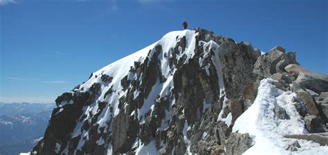 Pyrénées Un alpiniste fait une immense chute et trouve la mort 200