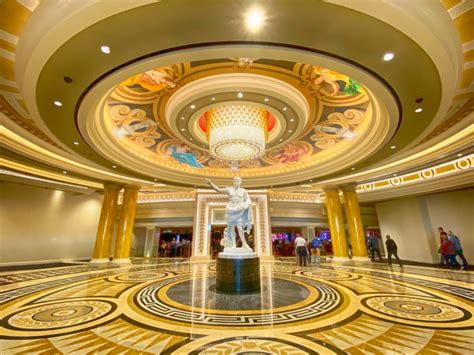 Caesars Palace Enhances Guest Arrival Experience News Breaking