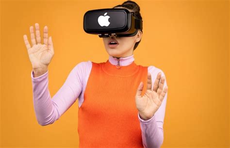 Apple Ar Vr Headset To Arrive In 2022 Followed By Futuristic Smart Contact Lenses Report