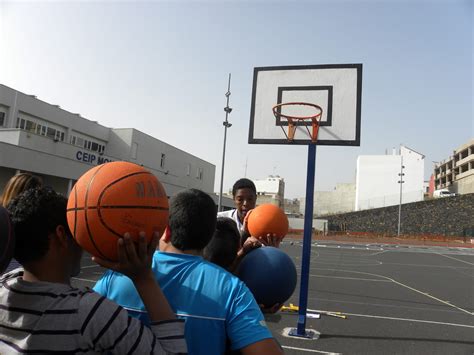 Miguel Mederos MI QUERIDO PUPITRE Taller De Baloncesto Para Primaria