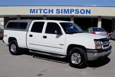 Purchase Used 2004 Chevrolet Silverado 2500 Hd Ls Crew Cab 4wd Pickup No Reserve In Cleveland