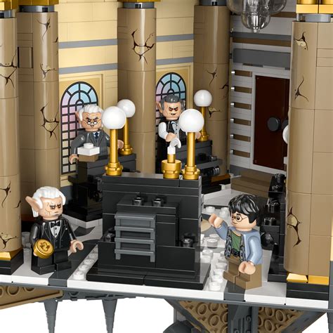 Lego Harry Potter Gringotts Wizarding Bank Collectors Edition