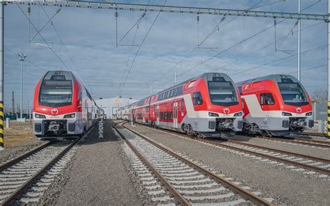 Stadler Double Decker Kiss Emus Launched In Slovakia