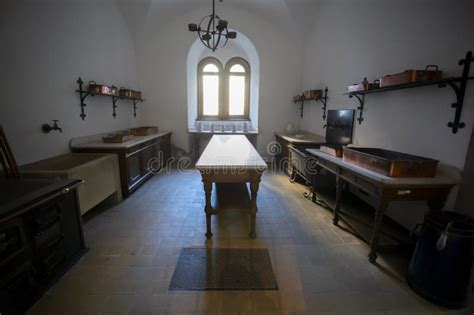 Castelo Neuschwanstein Na Alemanha Dentro Da Velha Cozinha Real Do