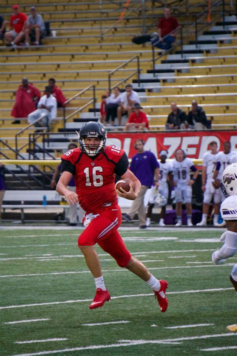 Valdosta State Football v. University of North Alabama - The Spectator