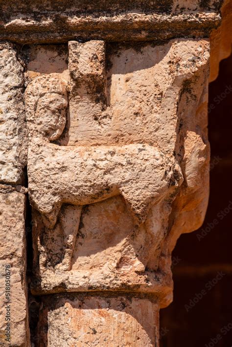 centauro ermita románica de Santa Maria de Tiermes siglo XII