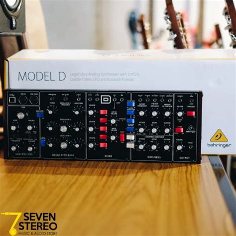 Jual Behringer Model D Analog Monosynth Synthesizer With MIDI USB