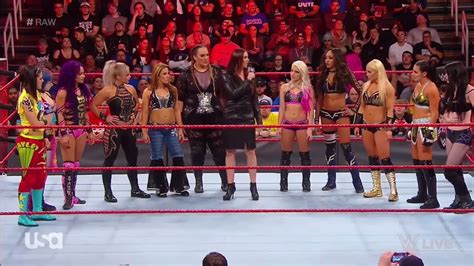 Stephanie Mcmahon Announces First Ever Womens Royal Rumble Match