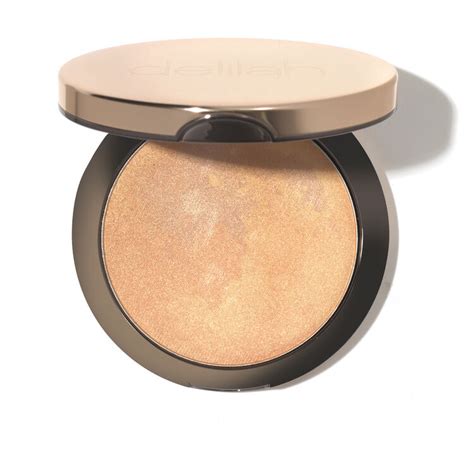 Delilah Pure Light Compact Illuminating Powder Space Nk