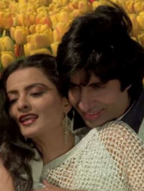 6 All-Time Favourite Rekha And Amitabh Bachchan Songs!