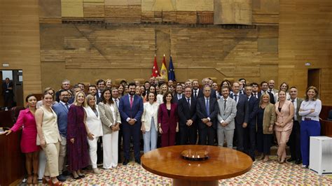 Los nuevos consejeros de la Comunidad de Madrid toman posesión de sus