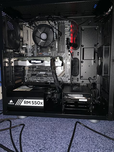 My First Ever Build Corsair Carbide 275Qcase MSI B450 Tomahawk Ryzen