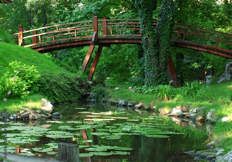 Beautiful,peaceful,quiet, place in nature with bridge and a lake Stock ...