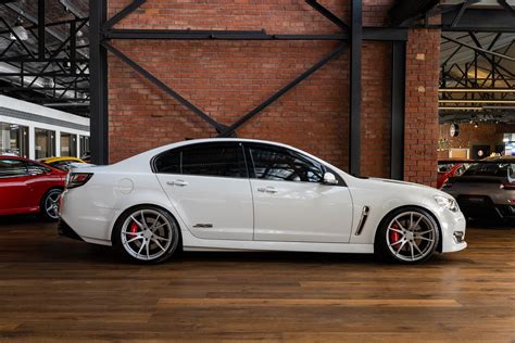 Holden Commodore Ss White Richmonds