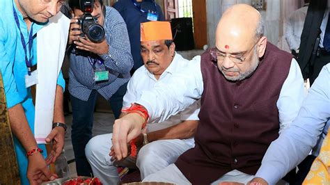 In Gujarat Amit Shah Blames Nehru For Mess In Kashmir Hails Modi