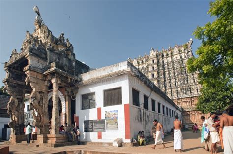 Devotee And Main Entrance Gate Of Anantha Padmanabha Swamy Temple At