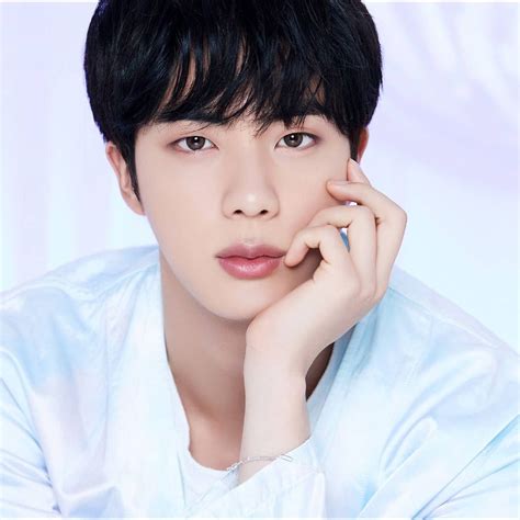 Jin do BTS fala sobre ganhar confiança pausa do grupo Sempre me