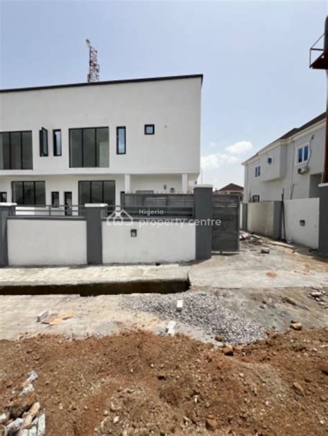 For Sale 4 Bedrooms Semi Detached Duplex Naf Valley Estate Asokoro