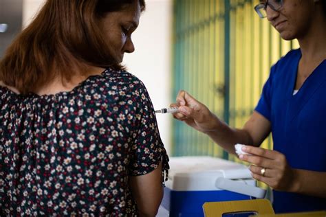 Volta Redonda recebe nova remessa de doses e retoma vacinação contra a