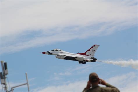 Thunderbirds Jet Airshow - Free photo on Pixabay - Pixabay