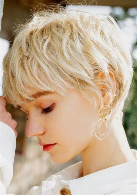 Lovely And Bold Blonde Pixie Ideas Styleoholic