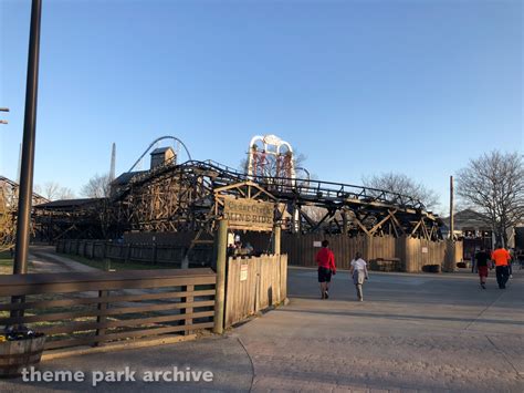 Cedar Creek Mine Ride At Cedar Point Theme Park Archive