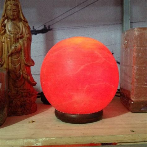 Premium Quality Globe Shaped Himalayan Salt Lamp Buy Ball Table Lamp