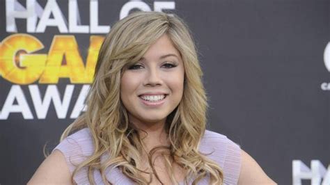 Racy Lingerie Selfies Of Nickelodeons Icarly Star Jennette Mccurdy