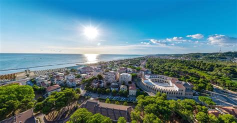 La Nuova Pescara Nata Dalla Fusione Di Tre Comuni