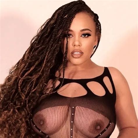 Big Tits Big Ass Hot Ebony Girl Gets Fucked Hard Her Tight Pussy Creampied By A Big Black Cock