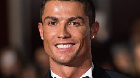 Cristiano Ronaldo Fußball Megastar Und Super Single Papa Promiflashde