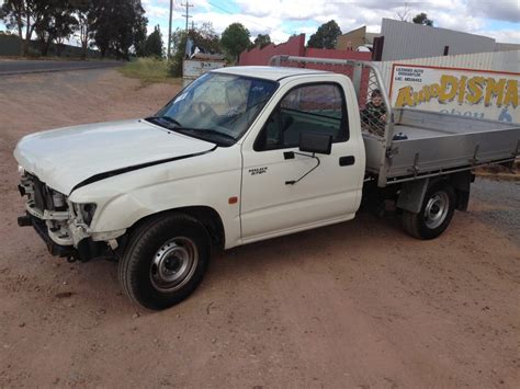 Rzn Hilux Narrandera Auto Wreckers